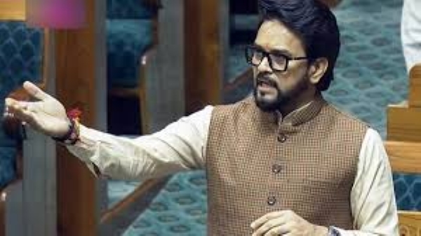 House Uproar: Anurag Thakur Accuses TMC MP of Using E-Cigarette Inside Lok Sabha House Uproar: Anurag Thakur Accuses TMC MP of Using E-Cigarette Inside Lok Sabha