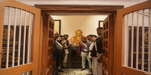 Kashi Tamil Sangam 4.0: 5th delegation takes holy dip in Ganga, performs worship