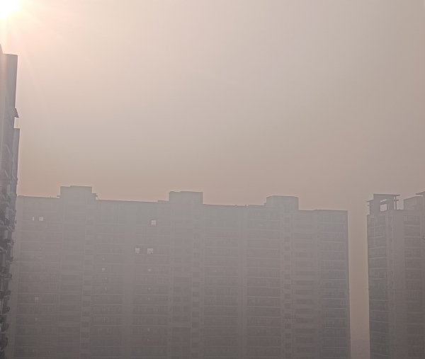 Air quality in hazardous zone amid dense smog and fog Air quality in hazardous zone amid dense smog and fog