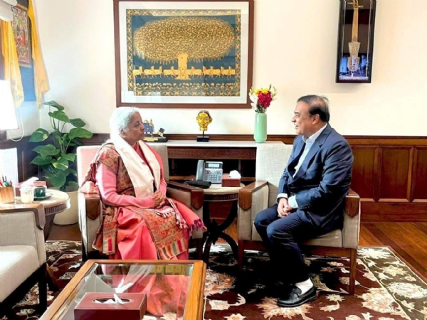 Assam CM Meeting FM Nirmala Sitharaman.