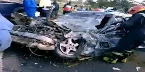 Mom-son killed, wife injured as car hit by unidentified vehicle in Lucknow-Gonda highway