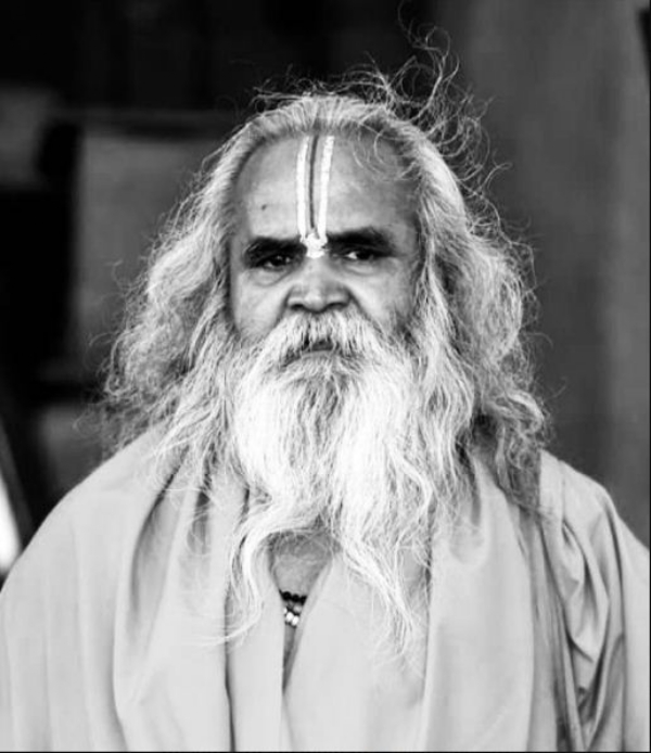 Dr. Ram Vilas Das Vedanti