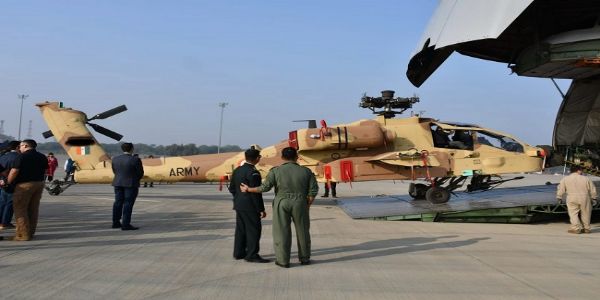 Indian Army Inducts Final Batch of Apache Attack Helicopters; Strengthens Firepower Along Western Front