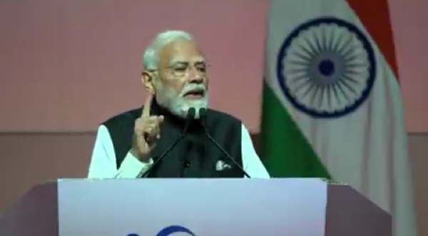 PM Narendra Modi addressed in Muscat PM Narendra Modi addressed in Muscat