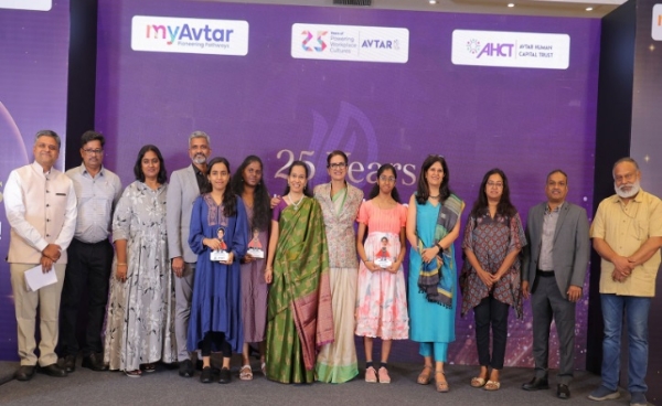 Avtar celebrates 25 years in a memorable event honoring trail blazing second career women