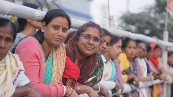 Image of the Gathering on Guwahati Streets to Witness PM Modi’s Roadshow.