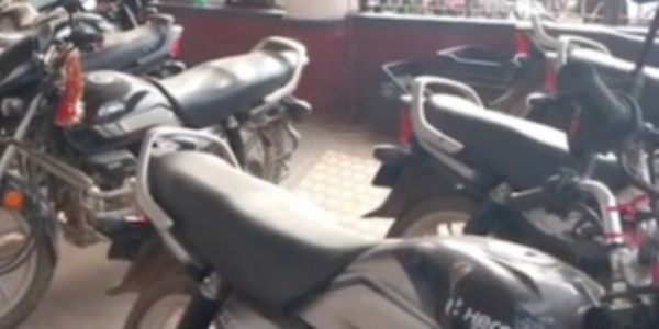 Bihar-registered bikes spark political row in Burdwan
