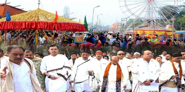 World heritage Santiniketan comes alive as Poush Mela begins