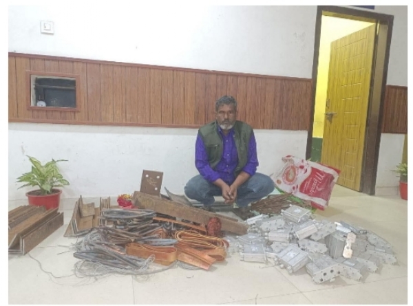 Image related to the Elderly Man Arrest in Theft Case.