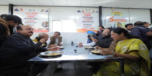 CM Rekha Gupta Launches ‘Atal Canteens’ in Delhi: Nutritious Meals at Just ₹5