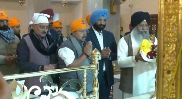 BJP Working President Nitin Naveen Pays Respects at Bangla Sahib Gurdwara on Veer Baal Diwas