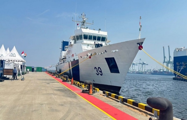 ICGS Vigraha Docks in Jakarta to Strengthen India-Indonesia Coast Guard Ties Under Act East Policy ICGS Vigraha Docks in Jakarta to Strengthen India-Indonesia Coast Guard Ties Under Act East Policy