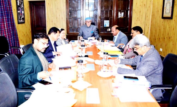 CM Omar-led cabinet clears promotions in R&B, asks for daily wagers report CM Omar-led cabinet clears promotions in R&B, asks for daily wagers report