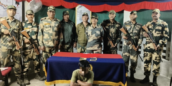 BSF foils major gold smuggling bid at Indo-Bangladesh border; smuggler arrested