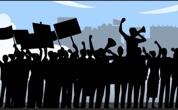 TVK Cadre Caught on Camera Attempting to Bite Police Officer During Liquor Bar  Protest Against