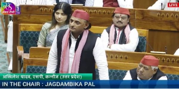 Political Sparks Fly in Lok Sabha as Govt, Opposition Clash Over ‘Vande Mataram’ Debate