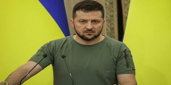 Zelensky Declares Ukraine Has “No Moral Right” to Surrender Territory to Russia