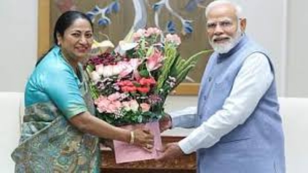 Rekha Gupta and PM Modi