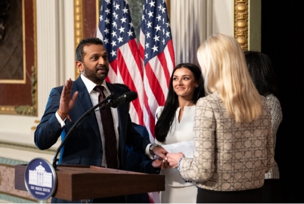 Attorney General Pam Bondi administered the oath to Kash Patel at the White House. (Photo: FBI Facebook pages)