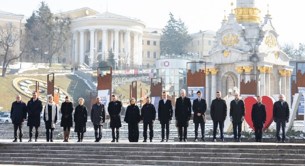 Ukrainian President Vladimir Zelensky paid tribute to the martyrs.