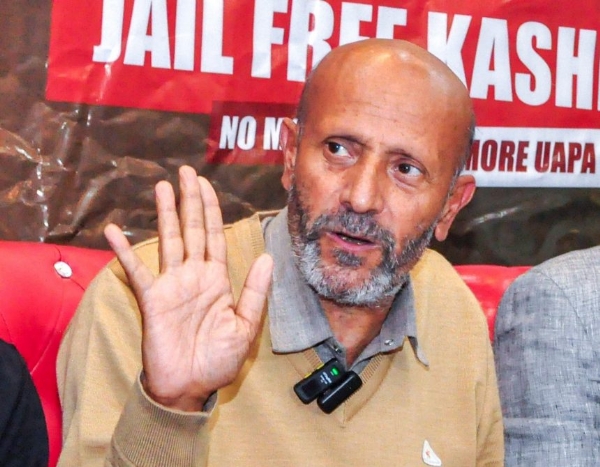 Delhi High Court Requests Expedited Bail for J&K MP Abdul Rashid Sheikh