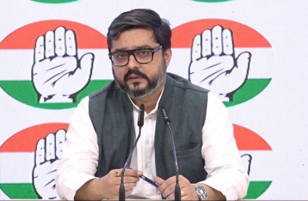 New Delhi: Party MP Tanuj Poonia addressing a press conference at the Congress headquarters on Tuesday