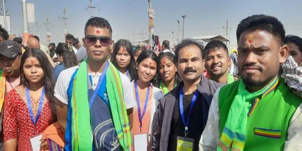 Thousands of tribals takes dip of faith in Maha Kumbh