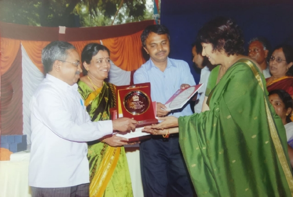 Bayala Beragu by Late Mrs Sumangala Mummigatti Bags Best Novel Award