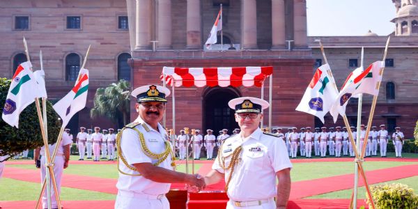 Chief of Navy RNZN visits India