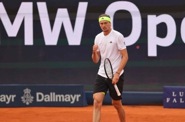 Alexander Zverev celebrates after winning against France’s Alexandre Muller at the ATP Munich Open