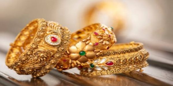 Gold prices soar, approaching ₹1 lakh mark