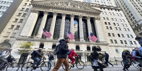 Asia stocks decline amid Wall St losses