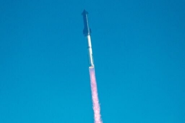The SpaceX Starship rocket launches from Starbase, Texas, as seen from South Padre Island on May 27, 2025