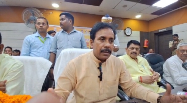 Cabinet Minister and District In-charge Minister Anil Rajbhar