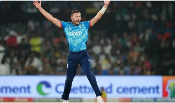 The fast bowler of England, Gus Atkinson.