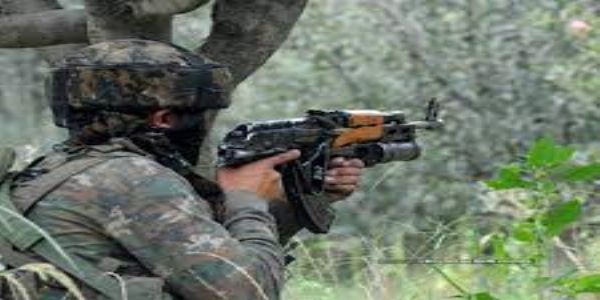 Pakistani Army Breaks Ceasefire Along LoC For 9th Straight Night, Receives 