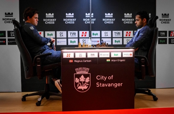 Magnus Carlsen and Arjun Erigaisi