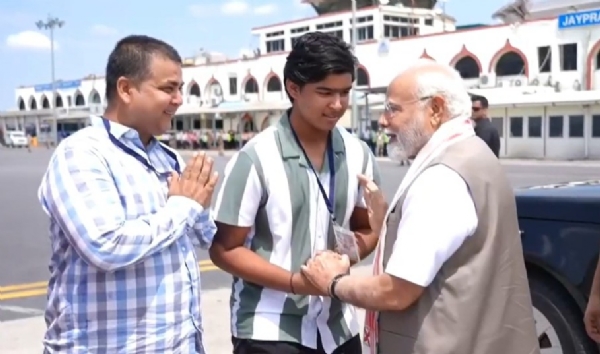 Vaibhav Suryavanshi and his father meets Prime Minister Modi.