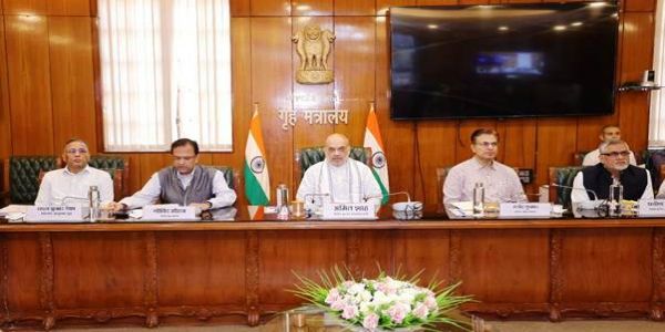 Amit Shah reviews Security situation with CMs & LGs of border states
