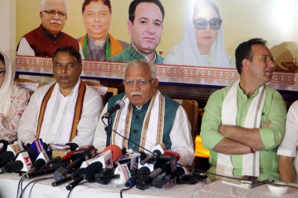 Union Minister Khattar Vows To Maximize Water Use Amid Indus Treaty Suspension