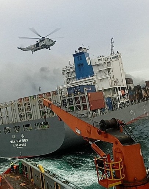 ICG, Navy & IAF Execute High-Risk Operation to Stabilise Fire-Hit Singaporean Vessel Off Kochi