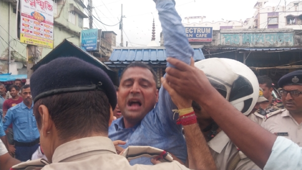 BJP protests in Serampore  against Maheshtala violence