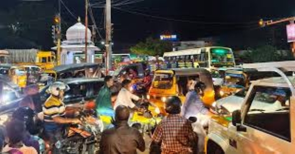 Tiruchy Residents Demand Ban on Political Meetings After VCK Rally Disrupts Traffic