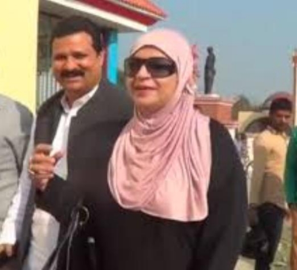 Absconding Afsha Ansari, carrying bounty of Rs. 50,000 Absconding Afsha Ansari, carrying bounty of Rs. 50,000