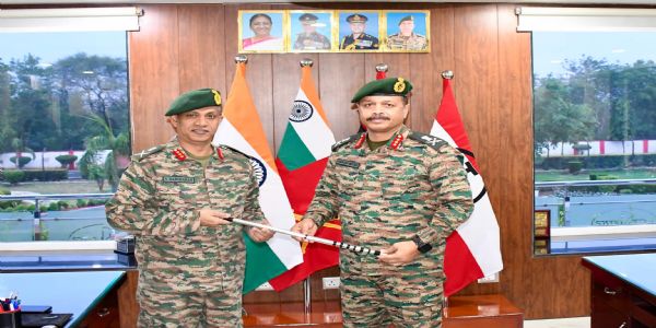 Lieutenant General V Hariharan takes over command of GOC 1 Corps at Mathura