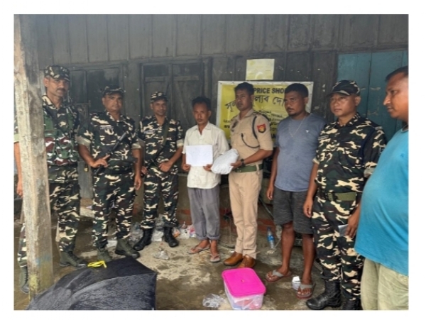 Image of the smuggler with ganja arrested by 24th Battalion of SSB from Indo-Bhutan area in Tamulpur district of Assam.