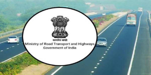 Nitin Gadkari unveils Rs 3,000 FASTag annual pass