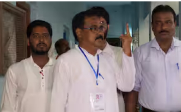 Bjp candidate Ashish Ghosh Bjp candidate Ashish Ghosh