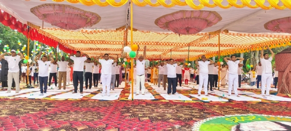 Om Prakash Rajbhar Participated in the 11th International Yoga Day