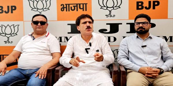 Pakistan trying to paralyse Kashmir economy: BJP